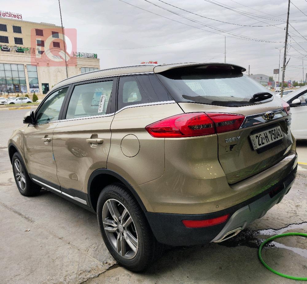 Geely Emgrand X7